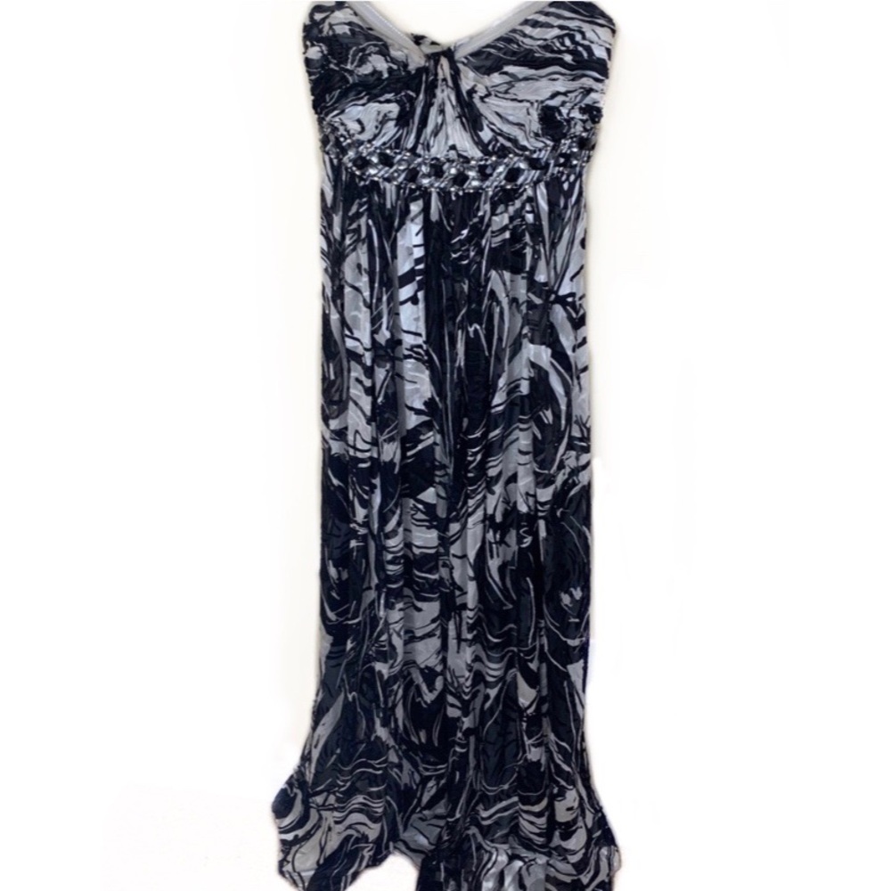 BCBG strapless babydoll prom/cocktail/formal black and white maxi dress